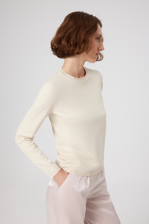 Beige Crew Neck Women's T-Shirt - Triko Mısırlı