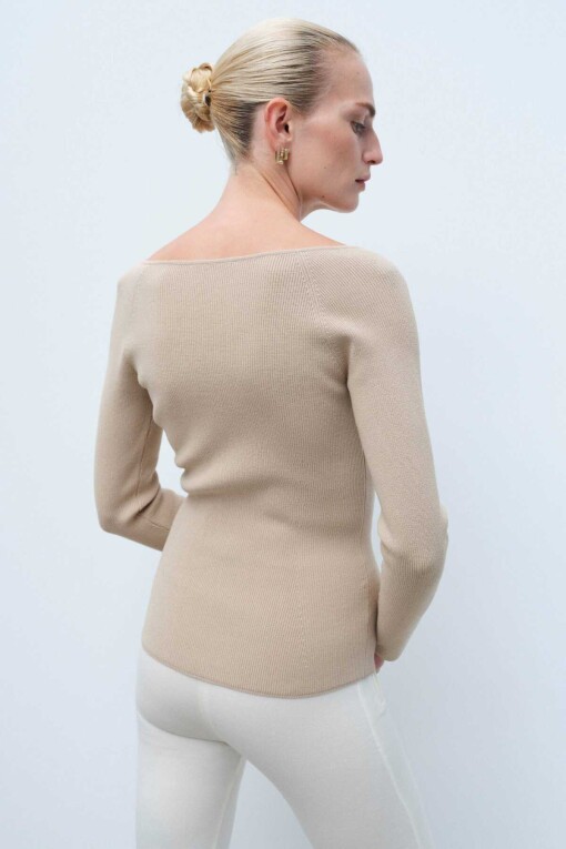 Beige V-Neck Women's Sweater - Triko Mısırlı