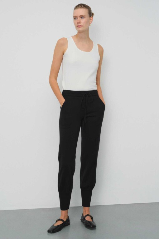 Black Drawstring Waist Tapered Leg Women's Pants 