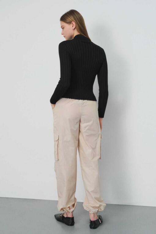 Black Half Turtle Neck Slim Fit Knit Women's Sweater - Triko Mısırlı