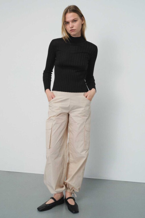 Black Half Turtle Neck Slim Fit Knit Women's Sweater - Triko Mısırlı