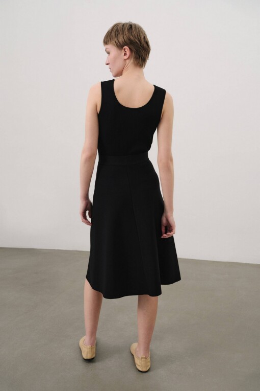 Black Midi Skirt - Triko Mısırlı