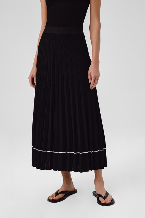 Black Pleated Long Skirt - Triko Mısırlı