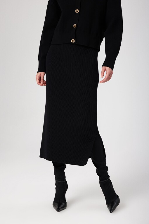 Black Ribbed Slit Midi Knit Skirt - Triko Mısırlı