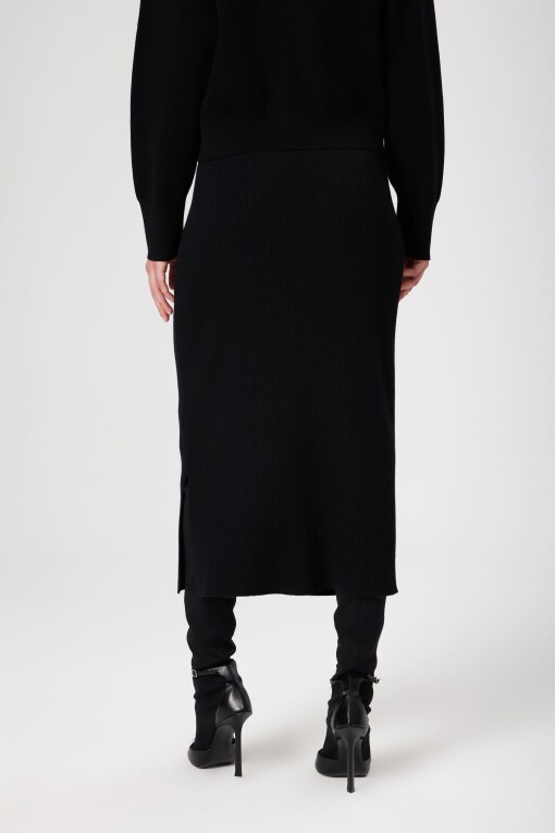 Black Ribbed Slit Midi Knit Skirt - Triko Mısırlı