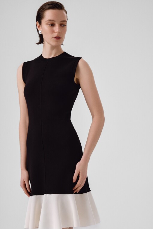Black Ruffled Hem Sleeveless Mini Dress - Triko Mısırlı