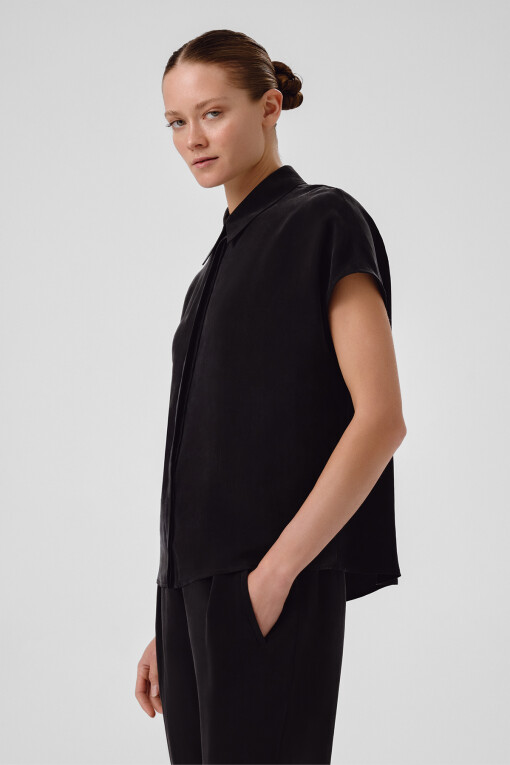 Black Shirt Collar Short Sleeve Blouse - Triko Mısırlı