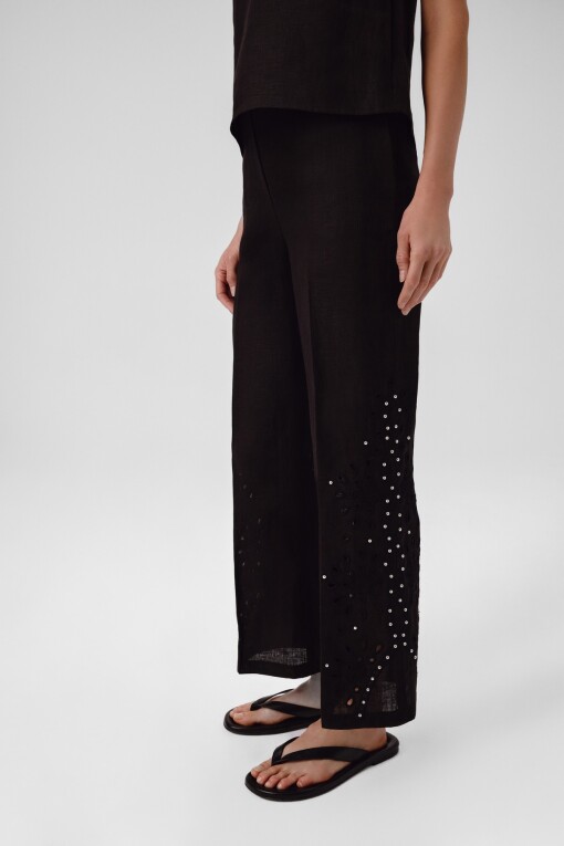 Black Stone Embellished Women's Pants - Triko Mısırlı