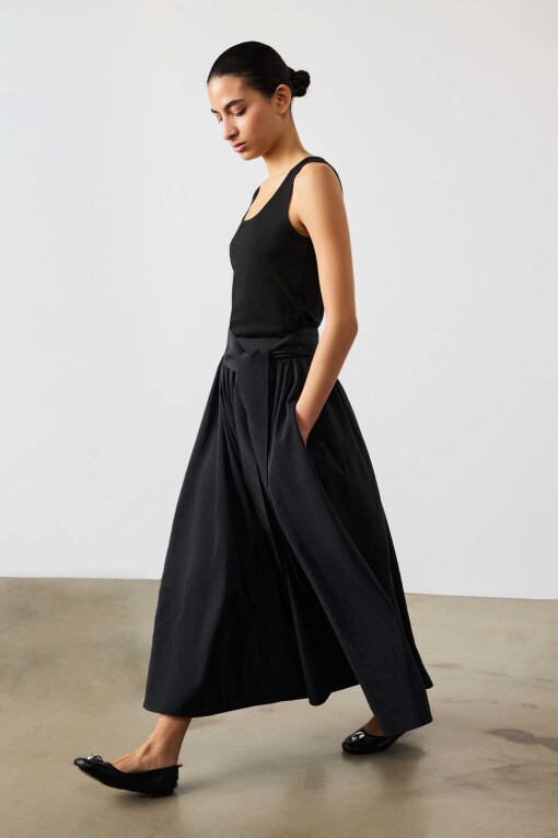 Black Thick Strap U-Neck Women's Camisole - Triko Mısırlı
