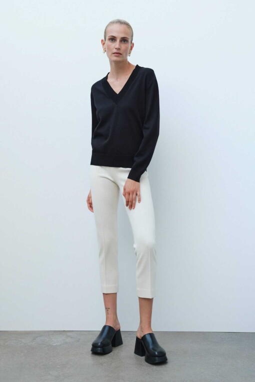 Black V-Neck Basic Knit Women's Sweater - Triko Mısırlı