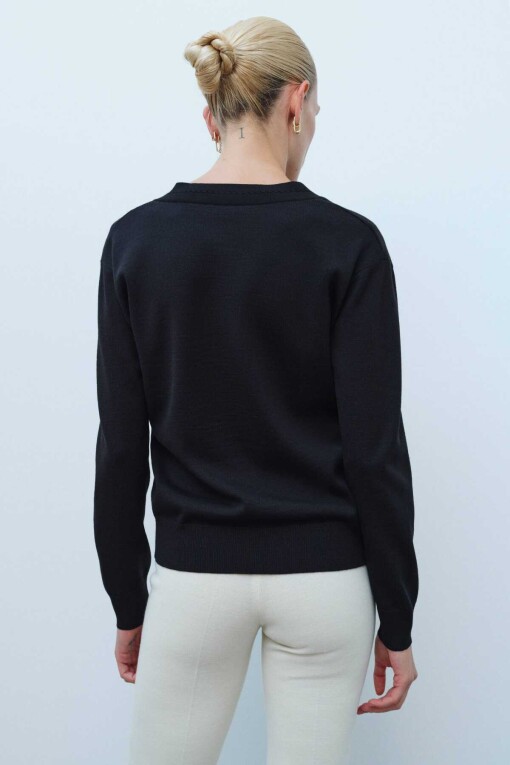 Black V-Neck Basic Knit Women's Sweater - Triko Mısırlı