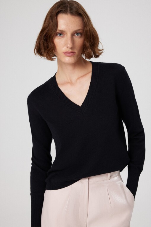Black V-Neck Long Sleeve Women's Sweater - Triko Mısırlı