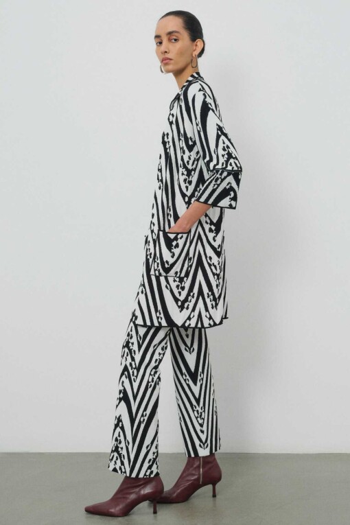 Black White Patterned Women's Cardigan - Triko Mısırlı