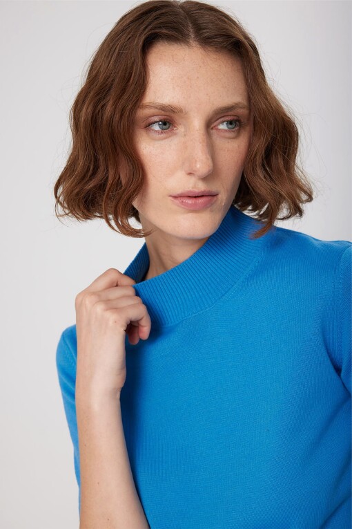 Blue Half Turtle Neck Women's Sweater - Triko Mısırlı