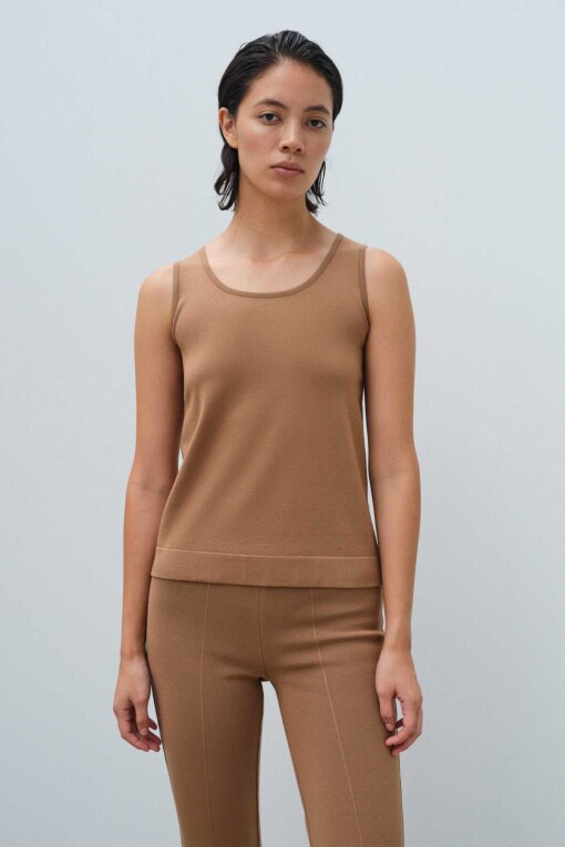 Camel Sleeveless Women's Camisole 