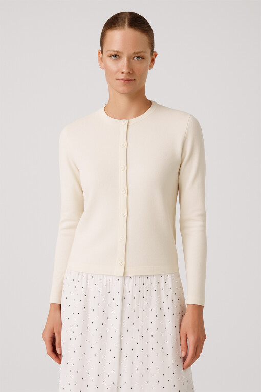 Ecru Buttoned Women's Cardigan 