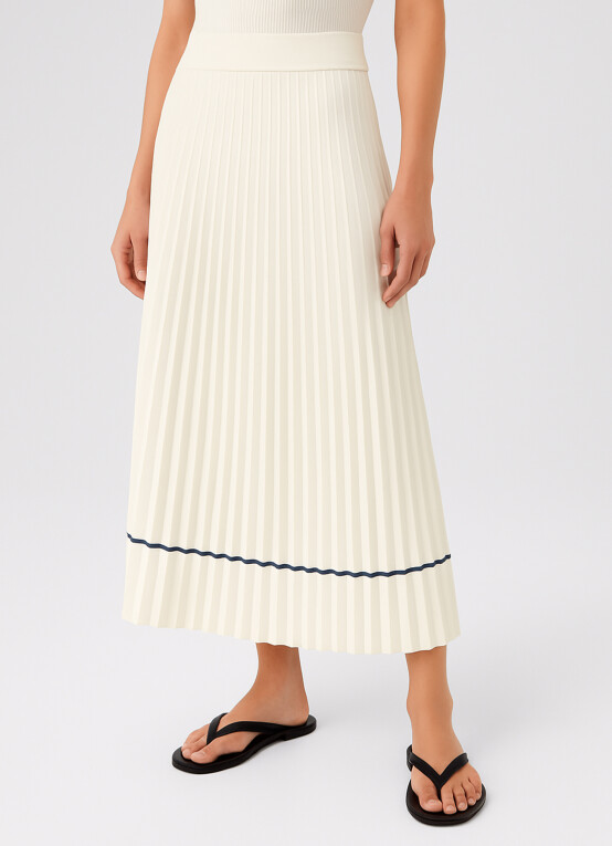 Ecru Pleated Long Skirt - Triko Mısırlı