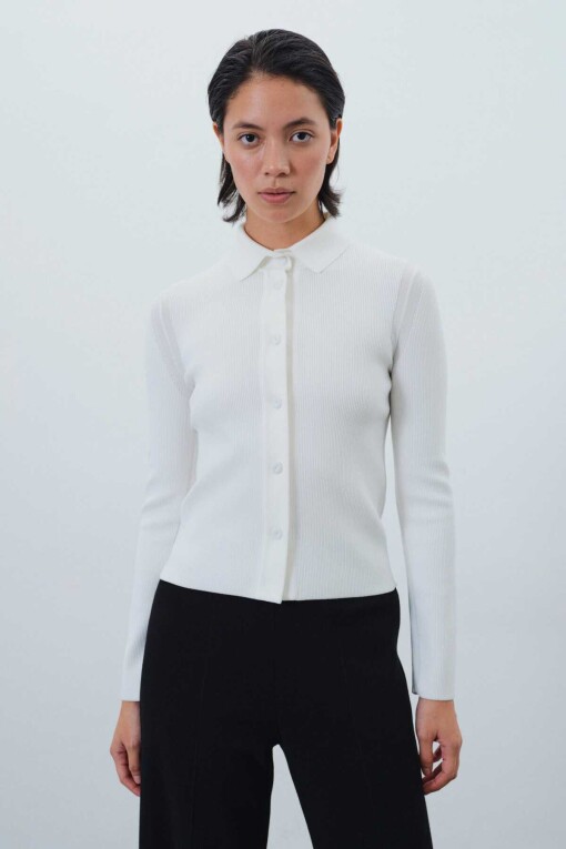 Ecru Shirt Collar Slim Fit Knit Women's Cardigan 