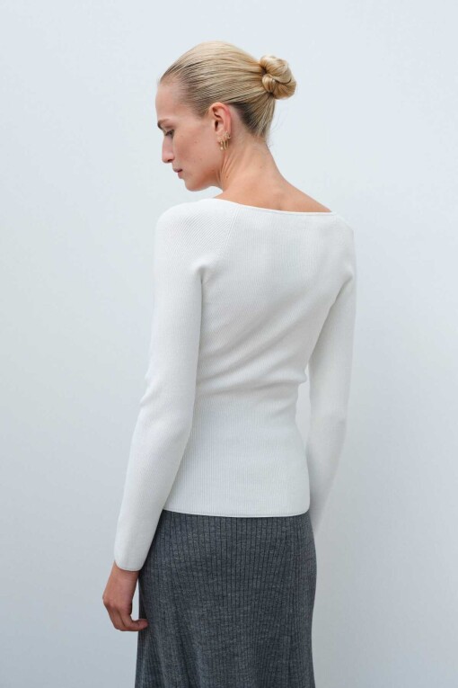 Ecru V-Neck Slim Fit Knit Women's Sweater - Triko Mısırlı