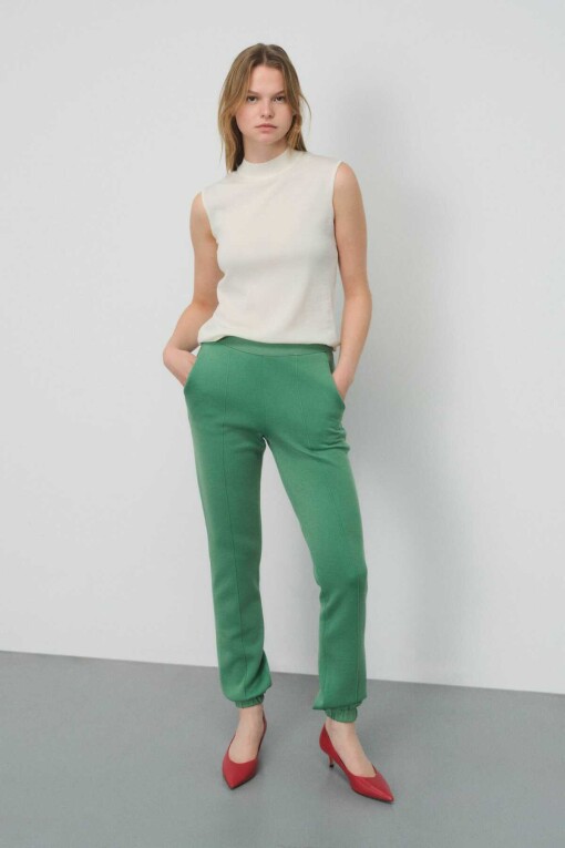 Elastic Hem Green Women's Pants 