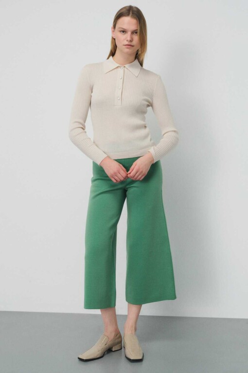 Green Cropped Women's Pants 