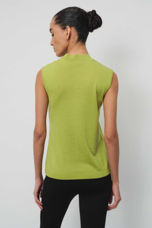 Green Half Turtle Neck Sleeveless Knit Blouse - Triko Mısırlı