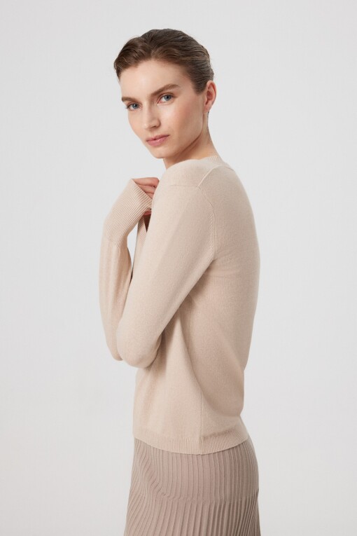 Light Beige V-Neck Long Sleeve Women's Sweater - Triko Mısırlı