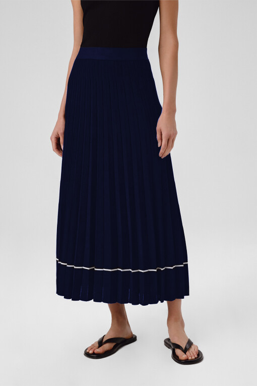 Navy Blue Pleated Long Skirt - Triko Mısırlı