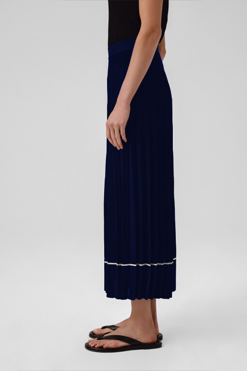 Navy Blue Pleated Long Skirt - Triko Mısırlı