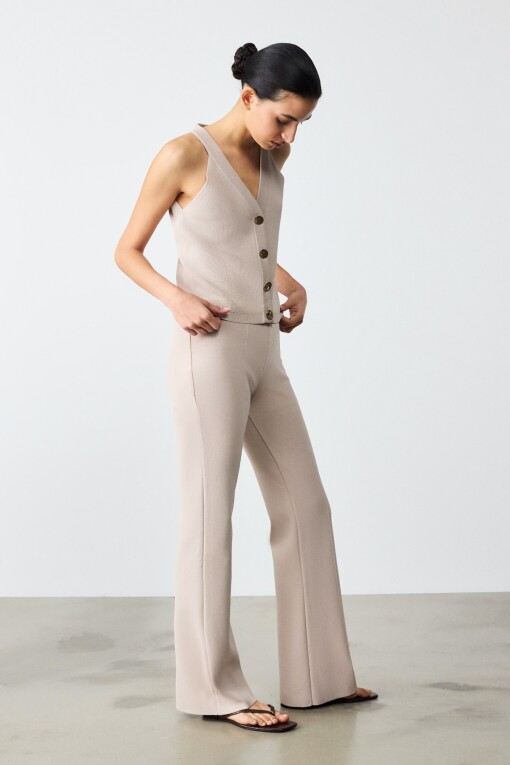 Ribbed Flare Leg Beige Women's Pants - Triko Mısırlı